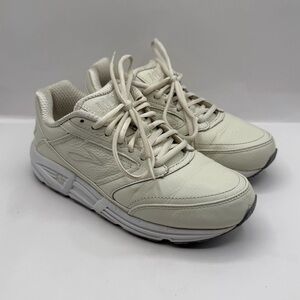 Brooks Addiction Walker Shoes Womens Size 6D Walking Comfort Leather 1200321D11